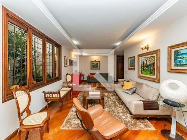 Casa à Venda Santa Lúcia, 4 Quartos, 414 m² Belo Horizonte
