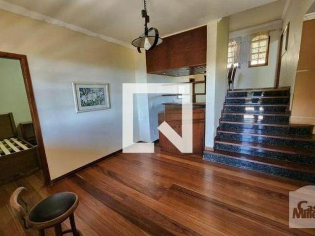 Casa à Venda Santa Lúcia, 5 Quartos, 384 m² Belo Horizonte