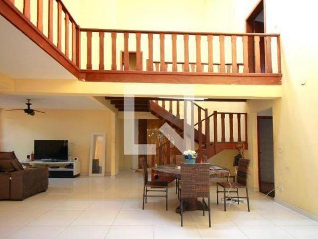 Casa à Venda Santa Lúcia, 6 Quartos, 793 m² Belo Horizonte