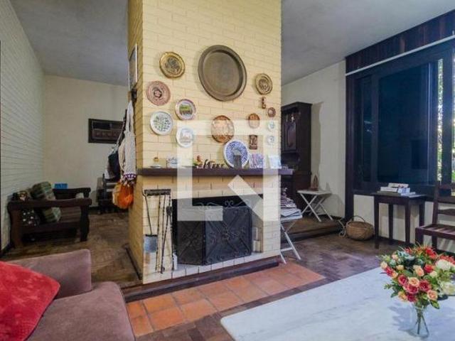 Casa à Venda Santa Tereza, 3 Quartos, 300 m² Porto Alegre