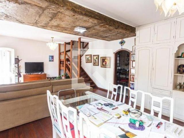 Casa à Venda Santa Tereza, 4 Quartos, 379 m² Belo Horizonte