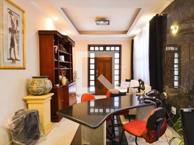 Casa à Venda Santa Tereza, 6 Quartos, 400 m² Belo Horizonte