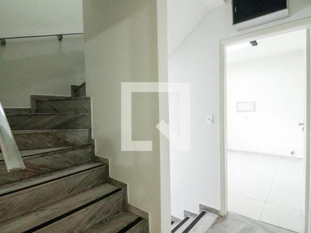 Casa à Venda Santana, 5 Quartos, 300 m2