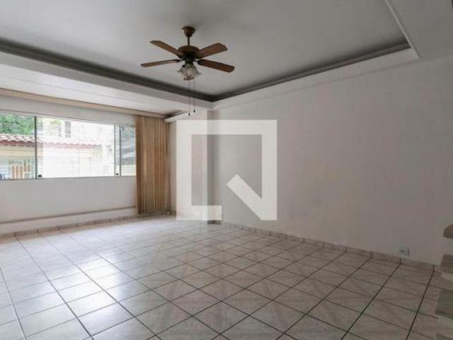 Casa à Venda Santana, 3 Quartos, 180 m² São Paulo