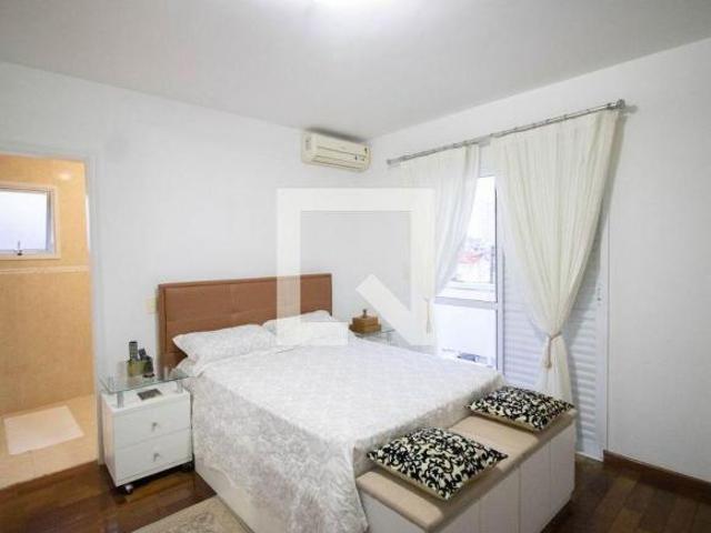 Casa à Venda Santana, 3 Quartos, 246 m2