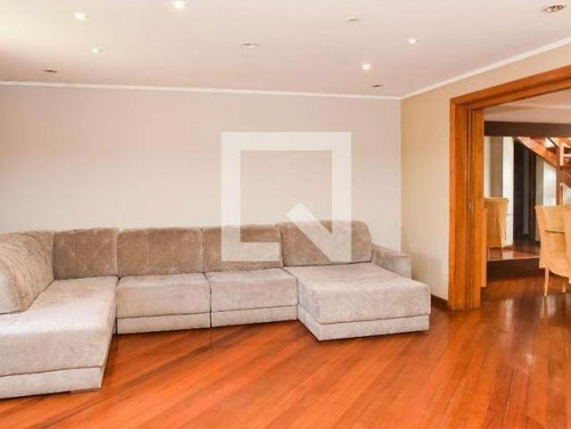 Casa à Venda Sarandi, 7 Quartos, 400 m² Porto Alegre