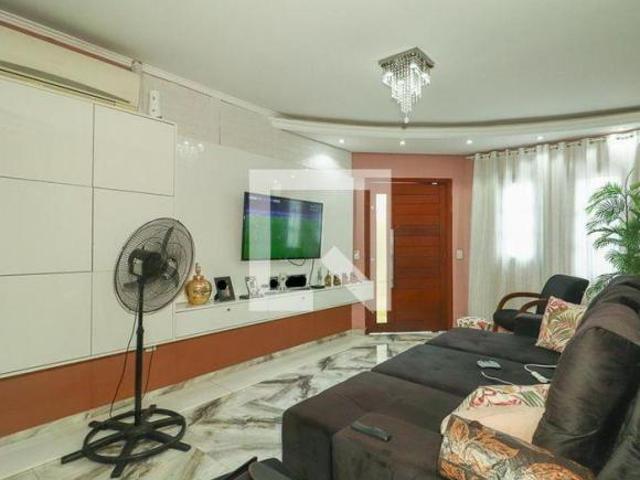 Casa à Venda Sarandi, 2 Quartos, 200 m² Porto Alegre