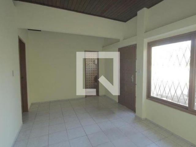 Casa à Venda Sarandi, 3 Quartos, 300 m² Porto Alegre