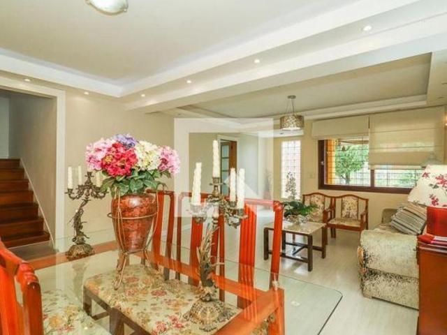 Casa à Venda Sarandi II, 4 Quartos, 300 m² Porto Alegre