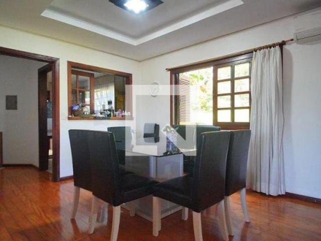 Casa à Venda Scharlau, 4 Quartos, 300 m² São Leopoldo
