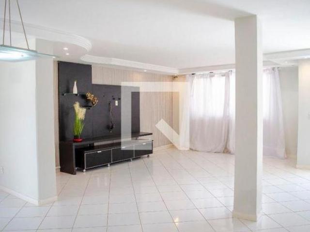 Casa à Venda Setor Aeroporto, 4 Quartos, 380 m² Goiânia