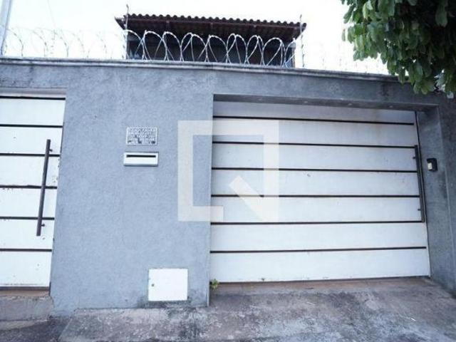 Casa à Venda Setor Progresso, 3 Quartos, 360 m² Goiânia