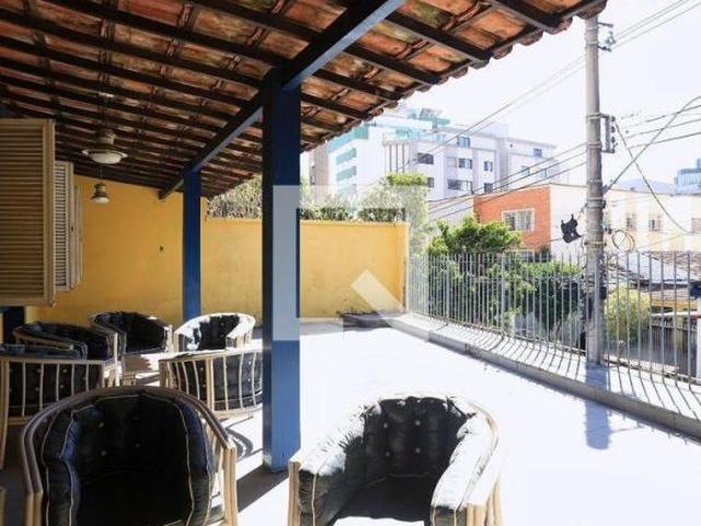 Casa à Venda Serra, 3 Quartos, 291 m² Belo Horizonte