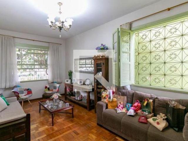Casa à Venda Serra, 4 Quartos, 300 m2