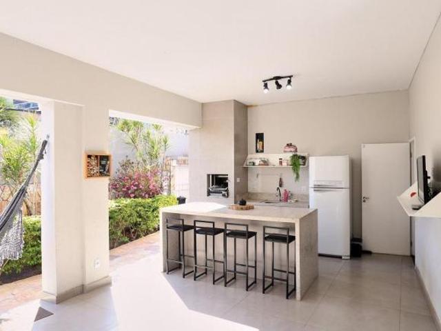 Casa à Venda Serra, 5 Quartos, 336 m2