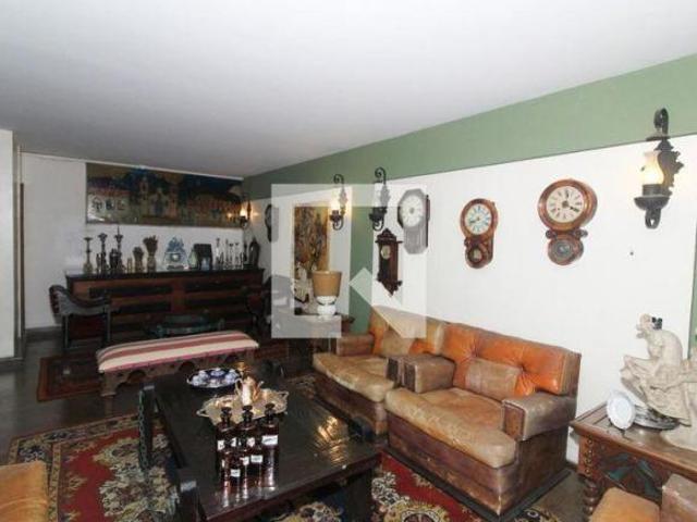 Casa à Venda Sion, 3 Quartos, 468 m2