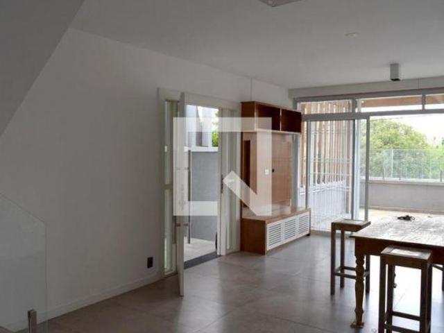 Casa à Venda Sumaré, 3 Quartos, 149 m² São Paulo