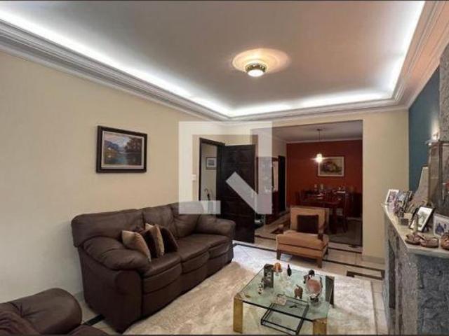 Casa à Venda Sumaré, 3 Quartos, 330 m² São Paulo