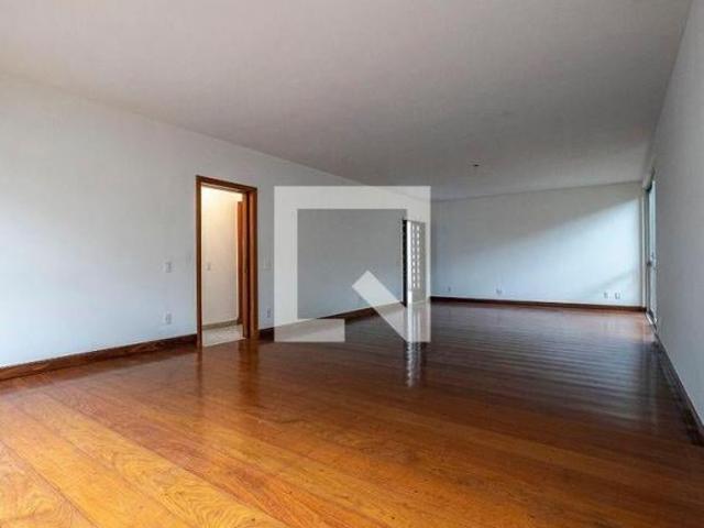 Casa à Venda Sumaré, 4 Quartos, 377 m² São Paulo