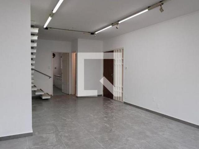 Casa à Venda Sumaré, 7 Quartos, 280 m² São Paulo