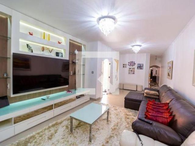 Casa à Venda Ponte Rasa, 3 Quartos, 209 m² São Paulo