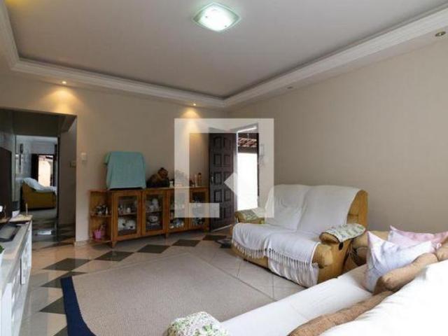 Casa à Venda Ponte Rasa, 3 Quartos, 200 m² São Paulo