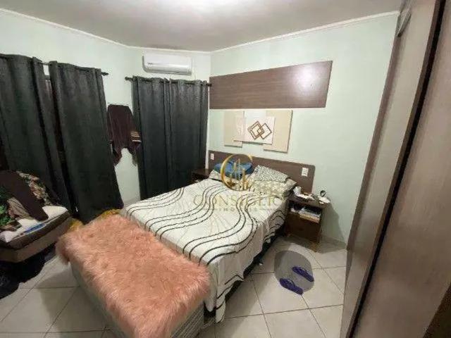 Casa à venda por R$ 800.000,00 Jardim Portugal São José dos Campos/SP