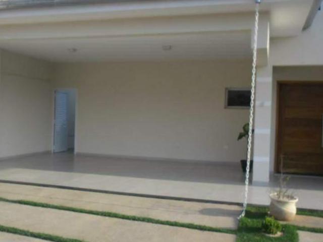 Casa à venda Portal das Estrelas com 350m²