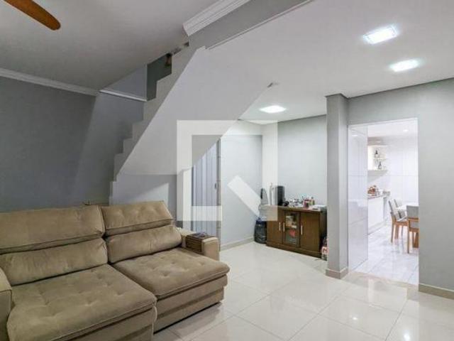 Casa à Venda Paulicéia, 2 Quartos, 148 m2