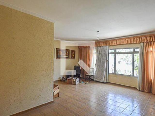 Casa à Venda Paulicéia, 2 Quartos, 260 m2