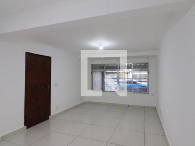 Casa à Venda Paulicéia, 4 Quartos, 190 m2