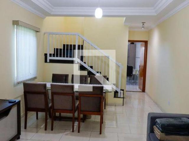 Casa à Venda Padroeira, 3 Quartos, 153 m² Osasco
