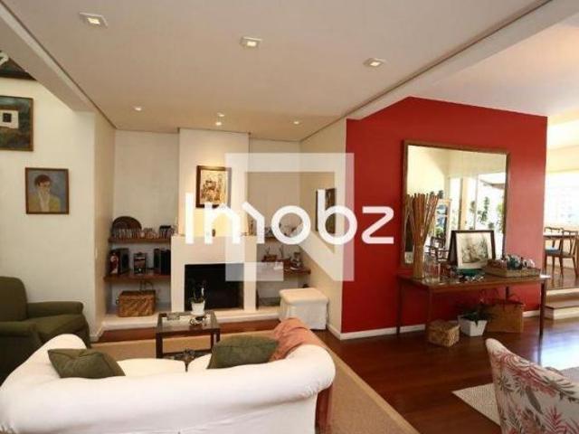 Casa à Venda Panamby, 3 Quartos, 330 m2
