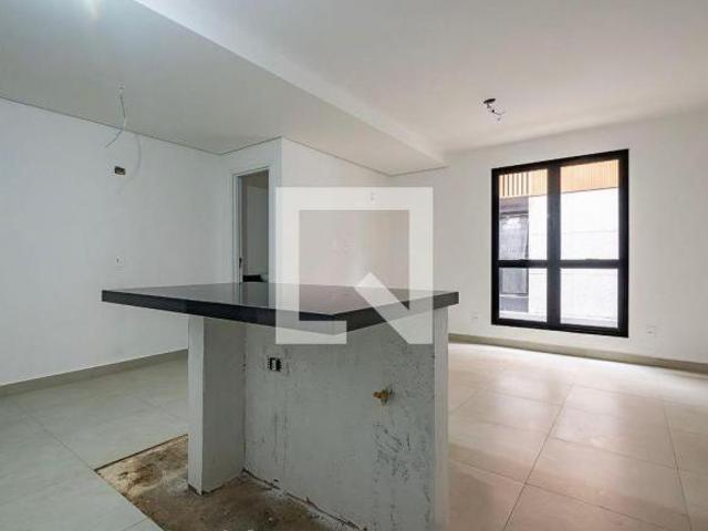 Casa à Venda Paraíso, 2 Quartos, 140 m2