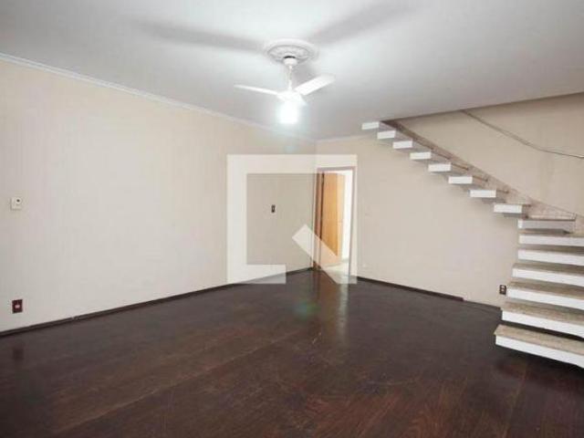 Casa à Venda Parque Novo Mundo, 3 Quartos, 170 m² São Paulo