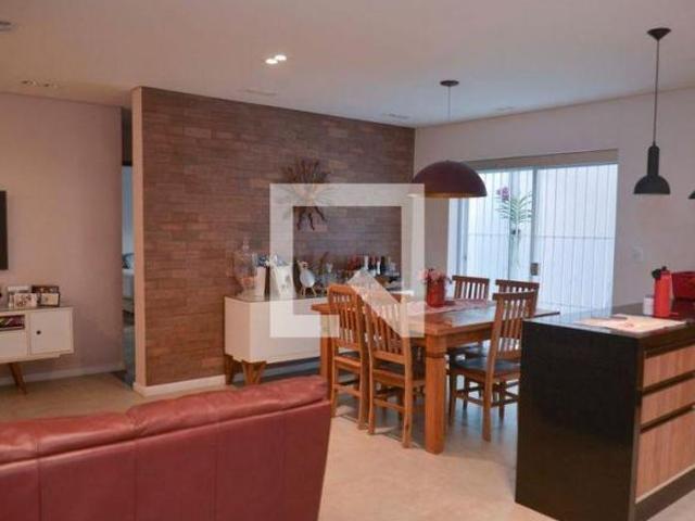 Casa à Venda Parque Bandeirante, 2 Quartos, 100 m² Santo André