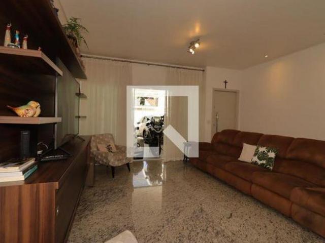 Casa à Venda Parque Bandeirante, 3 Quartos, 184 m² Santo André