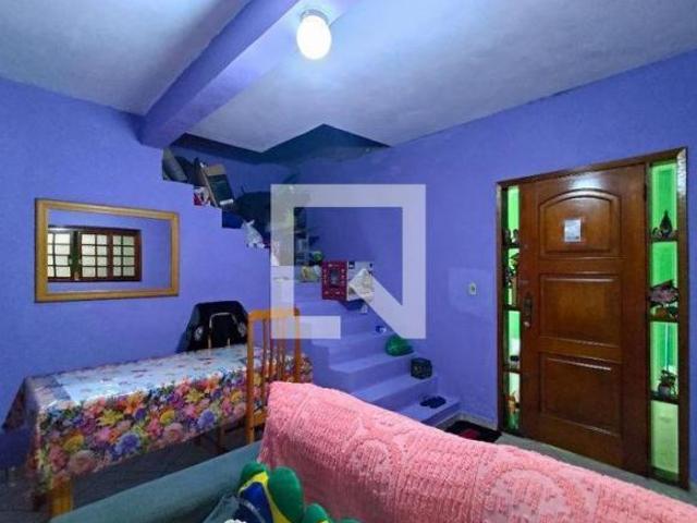 Casa à Venda Parque Industrial das Oliveiras, 1 Quarto, 250 m² Taboão da Serra