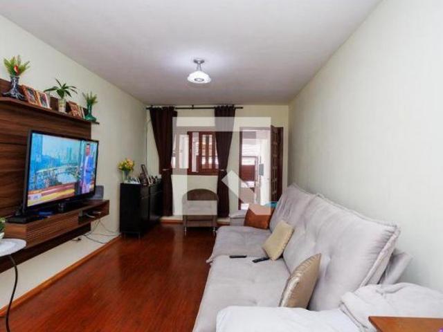 Casa à Venda Parque Industrial das Oliveiras, 3 Quartos, 100 m² Taboão da Serra