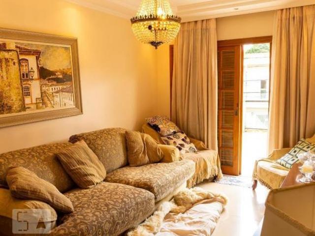 Casa à Venda Parque São Domingos, 3 Quartos, 250 m2