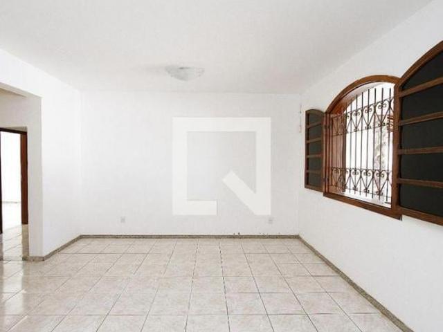 Casa à Venda Parque São José, 3 Quartos, 473 m² Belo Horizonte