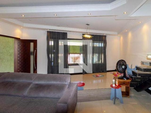 Casa à Venda Parque São Lucas, 2 Quartos, 223 m² São Paulo