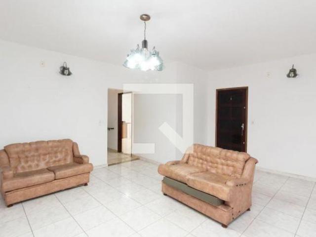 Casa à Venda Parque Santa Rita, 3 Quartos, 300 m2