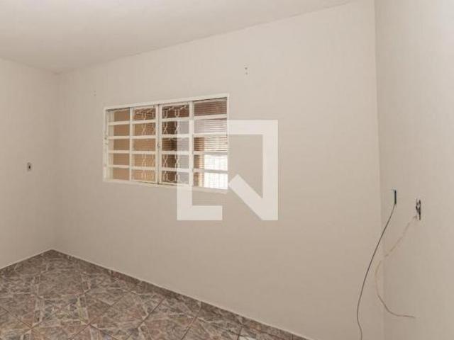 Casa à Venda Parque Villa Flores, 2 Quartos, 70 m2