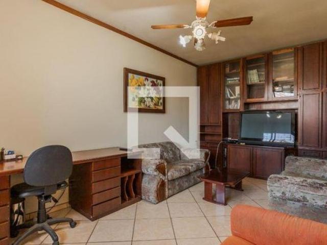 Casa à Venda Passo D&apos areia, 3 Quartos, 300 m² Porto Alegre