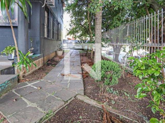 Casa à Venda Petrópolis, 1 Quarto, 196 m² Porto Alegre