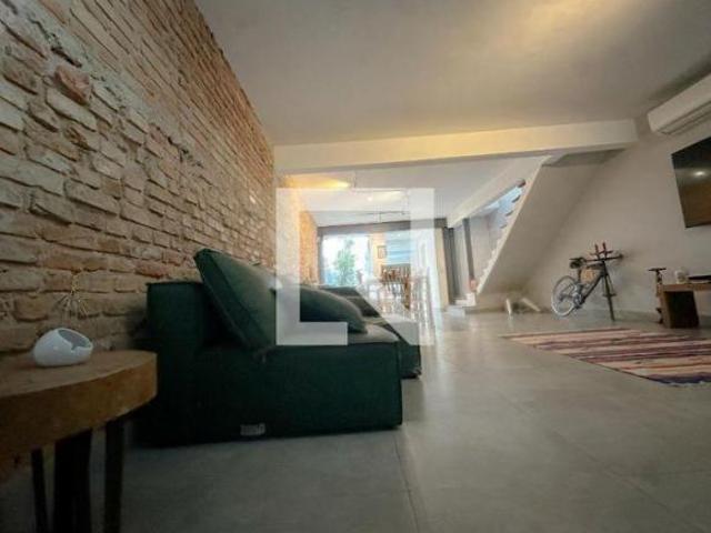 Casa à Venda Perdizes, 3 Quartos, 174 m² São Paulo