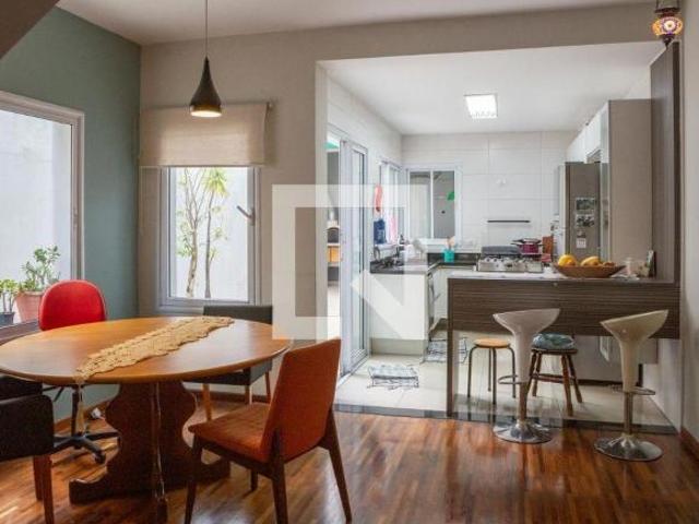 Casa à Venda Perdizes, 3 Quartos, 240 m2