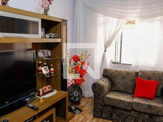 Casa à Venda Pestana, 3 Quartos, 227 m2