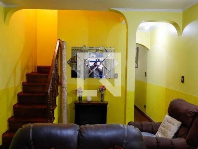 Casa à Venda Pestana, 3 Quartos, 234 m² Osasco